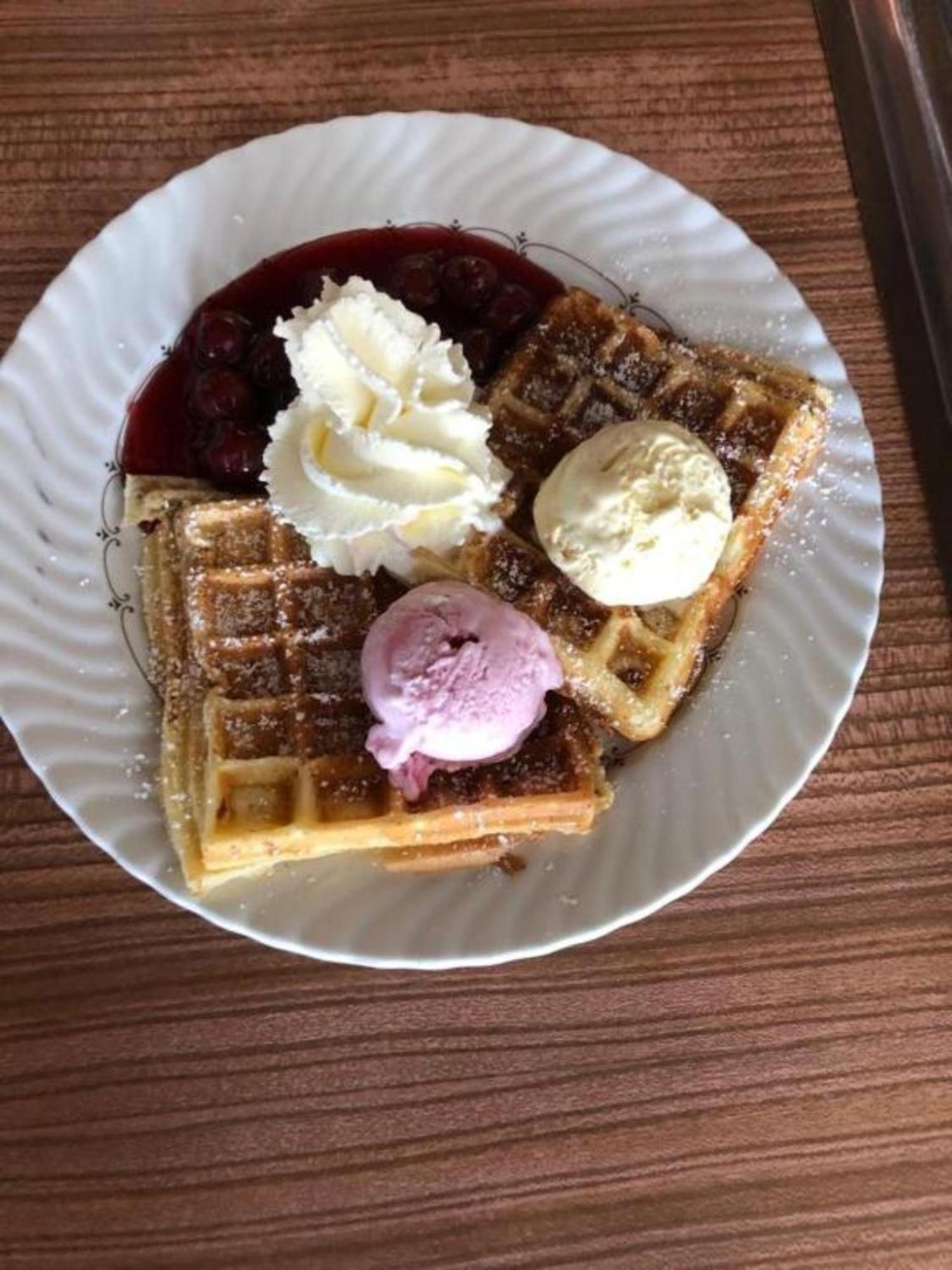 Cafe Pension Sonnenkanzel Staatsbad Brückenau Εξωτερικό φωτογραφία